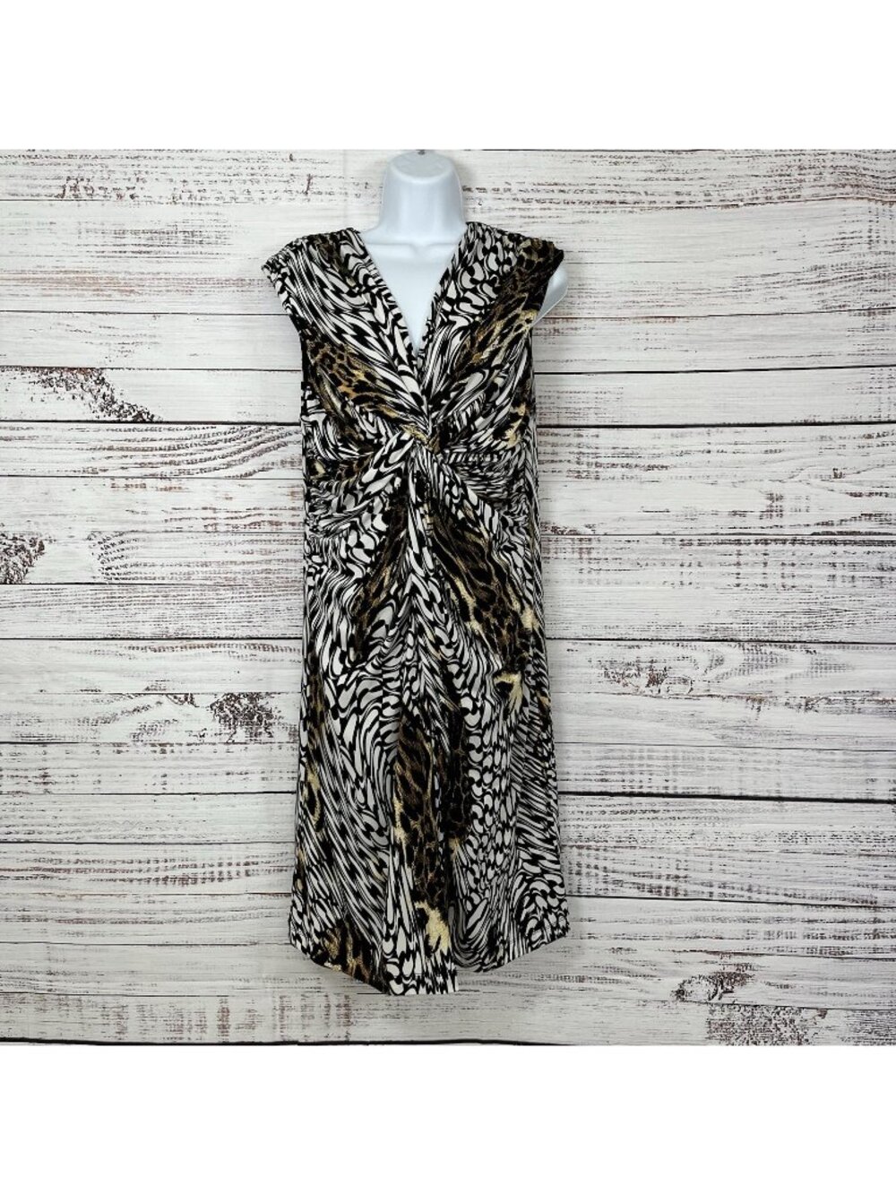 Chico’s Black Animal Print V Neck Sleeveless Lined Shift Dress